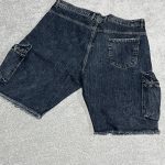 تصویر پشت شلوارک جین